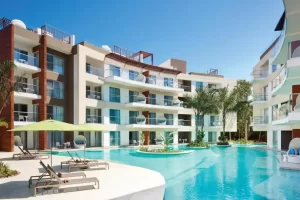 The Fives Beach Hotel and Residences Playa del Carmen